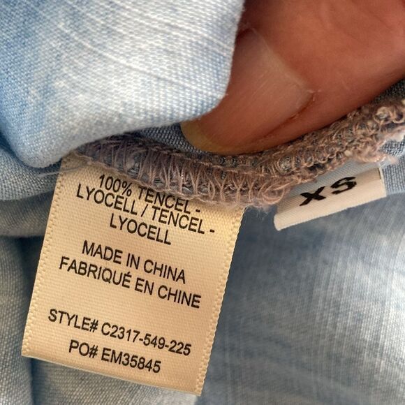 Anthropologie Cloth & Stone Light Wash Chambray Off Shoulder Top Size XS - Picture 6 of 11